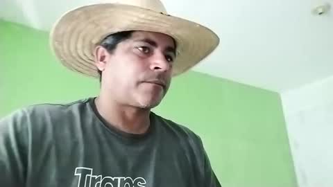 Snapshot of 9vinhocamshow chatting on 6, 1, 2025 9vinhocamshow online show from 6, 1, 2025