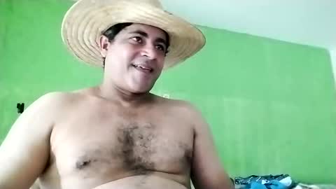 Snapshot of 9vinhocamshow chatting on 19, 1, 2025 9vinhocamshow online show from 19, 1, 2025