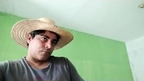 Snapshot of 9vinhocamshow chatting on 25, 1, 2025 9vinhocamshow online show from 25, 1, 2025