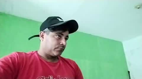 Snapshot of 9vinhocamshow chatting on 11, 2, 2025 9vinhocamshow online show from 11, 2, 2025