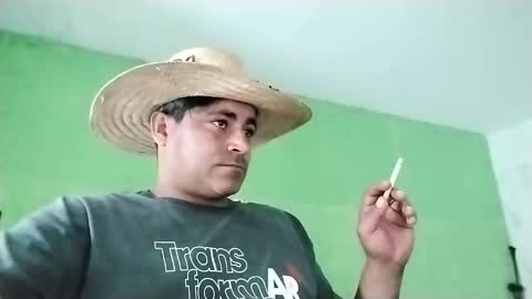 Snapshot of 9vinhocamshow chatting on 19, 2, 2025 9vinhocamshow online show from 19, 2, 2025