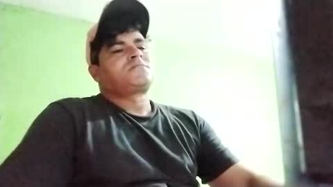 Snapshot of 9vinhocamshow chatting on 19, 2, 2025 9vinhocamshow online show from 19, 2, 2025