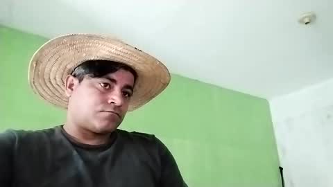 Snapshot of 9vinhocamshow chatting on 20, 2, 2025 9vinhocamshow online show from 20, 2, 2025