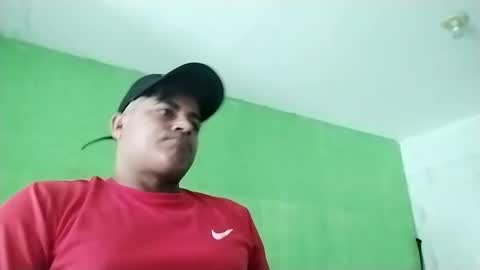 Snapshot of 9vinhocamshow chatting on 24, 2, 2025 9vinhocamshow online show from 24, 2, 2025