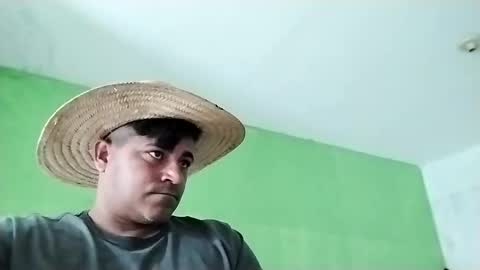 Snapshot of 9vinhocamshow chatting on 25, 2, 2025 9vinhocamshow online show from 25, 2, 2025