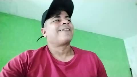 Snapshot of 9vinhocamshow chatting on 25, 2, 2025 9vinhocamshow online show from 25, 2, 2025