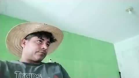 Snapshot of 9vinhocamshow chatting on 6, 3, 2025 9vinhocamshow online show from 6, 3, 2025