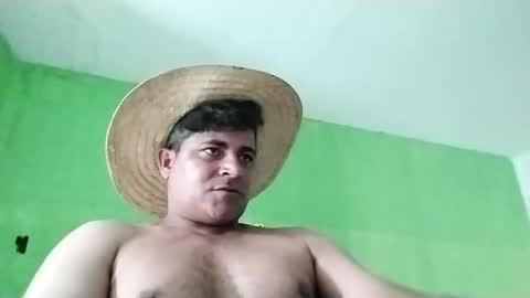 Snapshot of 9vinhocamshow chatting on 11, 3, 2025 9vinhocamshow online show from 11, 3, 2025