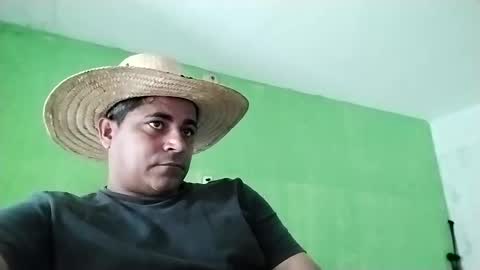 Snapshot of 9vinhocamshow chatting on 12, 3, 2025 9vinhocamshow online show from 12, 3, 2025