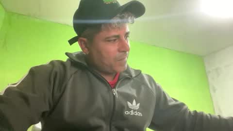 Snapshot of 9vinhocamshow chatting on 11, 9, 2025 9vinhocamshow online show from 11, 9, 2025