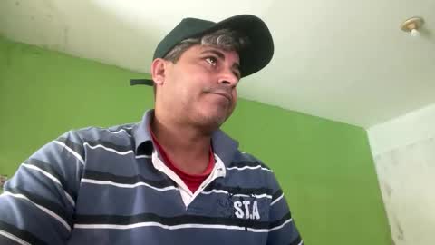 Snapshot of 9vinhocamshow chatting on 22, 9, 2025 9vinhocamshow online show from 22, 9, 2025