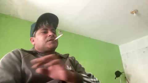 Snapshot of 9vinhocamshow chatting on 28, 9, 2025 9vinhocamshow online show from 28, 9, 2025