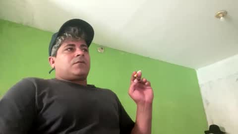 Snapshot of 9vinhocamshow chatting on 3, 10, 2025 9vinhocamshow online show from 3, 10, 2025