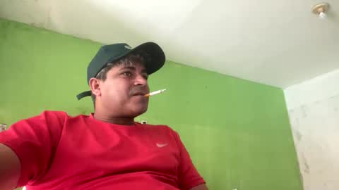 Snapshot of 9vinhocamshow chatting on 4, 10, 2025 9vinhocamshow online show from 4, 10, 2025