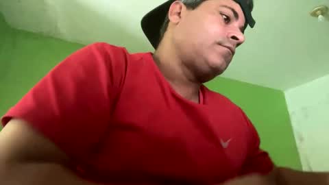 Snapshot of 9vinhocamshow chatting on 10, 10, 2025 9vinhocamshow online show from 10, 10, 2025