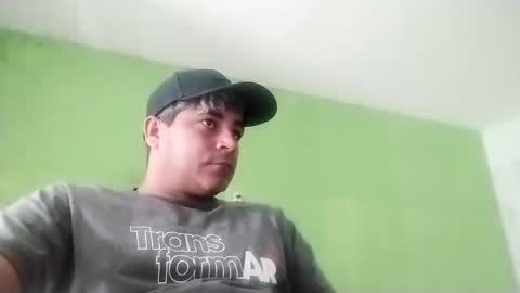 Snapshot of 9vinhocamshow chatting on 11, 10, 2025 9vinhocamshow online show from 11, 10, 2025