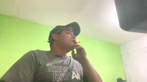 Snapshot of 9vinhocamshow chatting on 19, 10, 2025 9vinhocamshow online show from 19, 10, 2025