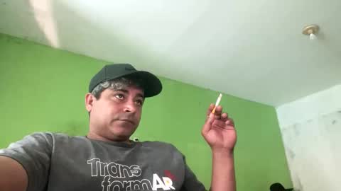 Snapshot of 9vinhocamshow chatting on 20, 10, 2025 9vinhocamshow online show from 20, 10, 2025