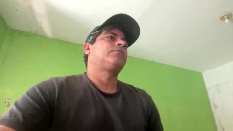 Snapshot of 9vinhocamshow chatting on 31, 10, 2025 9vinhocamshow online show from 31, 10, 2025