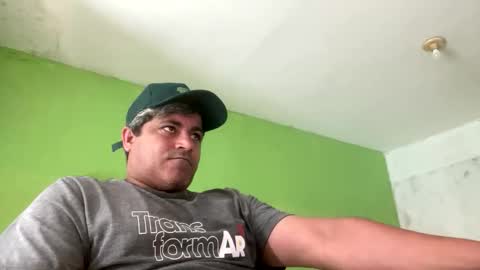 Snapshot of 9vinhocamshow chatting on 3, 11, 2025 9vinhocamshow online show from 3, 11, 2025