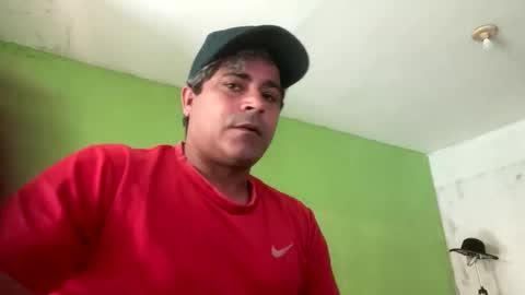 Snapshot of 9vinhocamshow chatting on 4, 11, 2025 9vinhocamshow online show from 4, 11, 2025