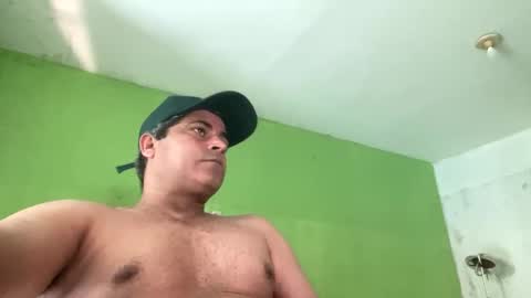 Snapshot of 9vinhocamshow chatting on 5, 11, 2025 9vinhocamshow online show from 5, 11, 2025