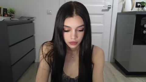 KARINA online show from 25, 4, 2026