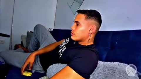 Snapshot of _0324 chatting on 17, 4, 2026 rick online show from 17, 4, 2026