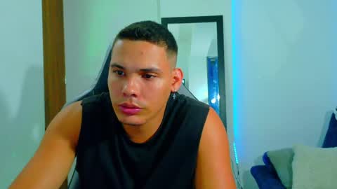 Snapshot of _0324 chatting on 29, 4, 2026 rick online show from 29, 4, 2026