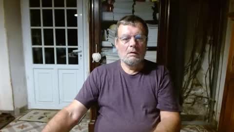 Snapshot of _123_voyeur_ chatting on 10, 10, 2025 _123_voyeur_ online show from 10, 10, 2025