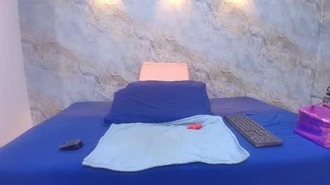  abby rouss online show from 30, 10, 2025