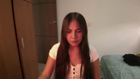 Snapshot of _abbyyyy_ chatting on 6, 4, 2026 abby 3 online show from 6, 4, 2026