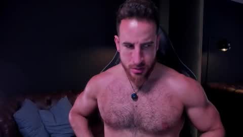 Snapshot of _adamcoper_ chatting on 20, 10, 2025 _adamcoper_ online show from 20, 10, 2025