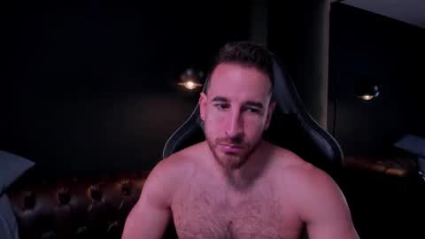 Snapshot of _adamcoper_ chatting on 25, 10, 2025 _adamcoper_ online show from 25, 10, 2025