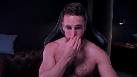 Snapshot of _adamcoper_ chatting on 18, 11, 2025 _adamcoper_ online show from 18, 11, 2025