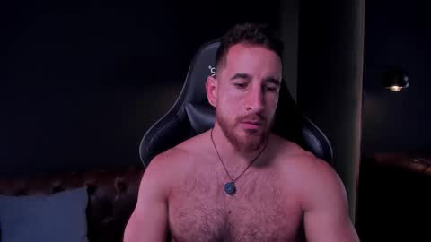 Snapshot of _adamcoper_ chatting on 19, 11, 2025 _adamcoper_ online show from 19, 11, 2025