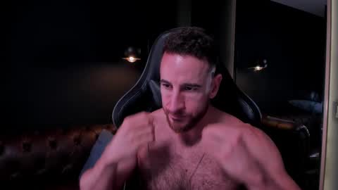 Snapshot of _adamcoper_ chatting on 21, 11, 2025 _adamcoper_ online show from 21, 11, 2025