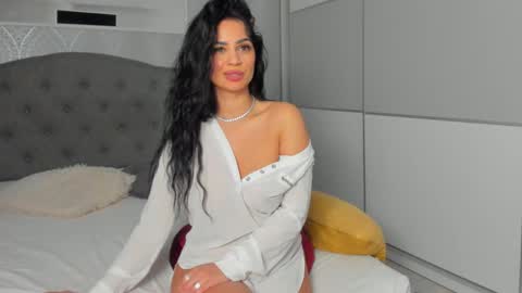 Snapshot of _adelle chatting on 5, 3, 2025 Adelle online show from 5, 3, 2025