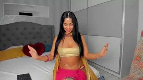 Snapshot of _adelle chatting on 15, 11, 2025 Adelle online show from 15, 11, 2025