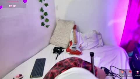 Snapshot of _alaia_sweet chatting on 28, 2, 2025 _alaia_sweet online show from 28, 2, 2025