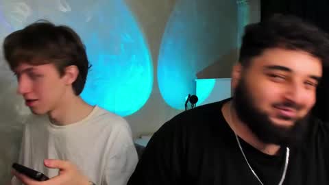 Snapshot of _alan_bear_ chatting on 5, 1, 2025 Alan online show from 5, 1, 2025