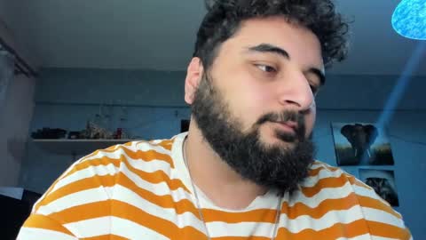 Snapshot of _alan_bear_ chatting on 5, 2, 2025 Alan online show from 5, 2, 2025