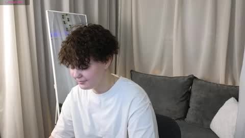 Snapshot of _alexa_hill_ chatting on 29, 4, 2026 _alexa_hill_ online show from 29, 4, 2026