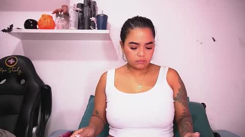 Snapshot of _alexaa_20 chatting on 27, 10, 2025 Alexa online show from 27, 10, 2025