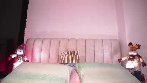 Snapshot of _alexaa_20 chatting on 8, 11, 2025 Alexa online show from 8, 11, 2025