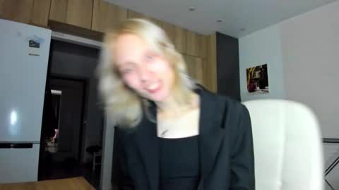 Snapshot of _alice_kitty chatting on 1, 12, 2025 Gaylord online show from 1, 12, 2025