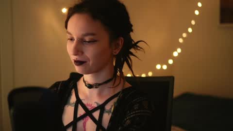 Snapshot of _alicemorrison_ chatting on 6, 4, 2026 Alice Morrison Mistress Datura online show from 6, 4, 2026