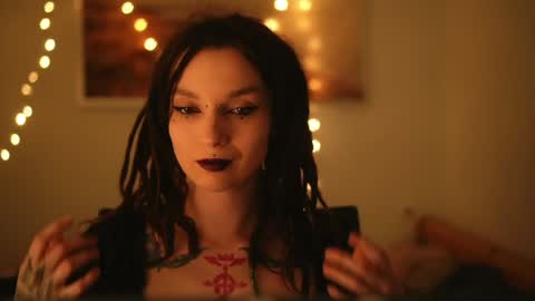 Snapshot of _alicemorrison_ chatting on 10, 4, 2026 Alice Morrison Mistress Datura online show from 10, 4, 2026