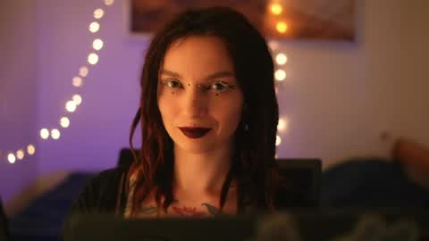 Snapshot of _alicemorrison_ chatting on 14, 4, 2026 Alice Morrison Mistress Datura online show from 14, 4, 2026