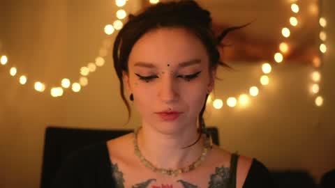 Snapshot of _alicemorrison_ chatting on 22, 4, 2026 Alice Morrison Mistress Datura online show from 22, 4, 2026